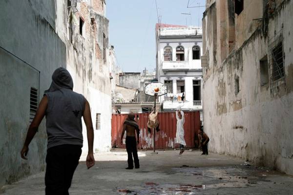 Hasan - Husein Essop | Shooting Hoops, 2009